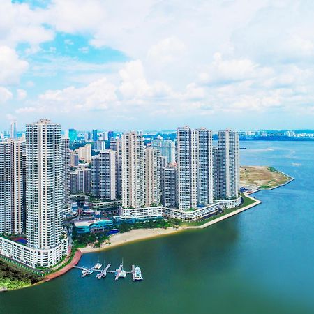 Country Garden Danga Bay By Lions Bay Daire Johor Bahru Dış mekan fotoğraf