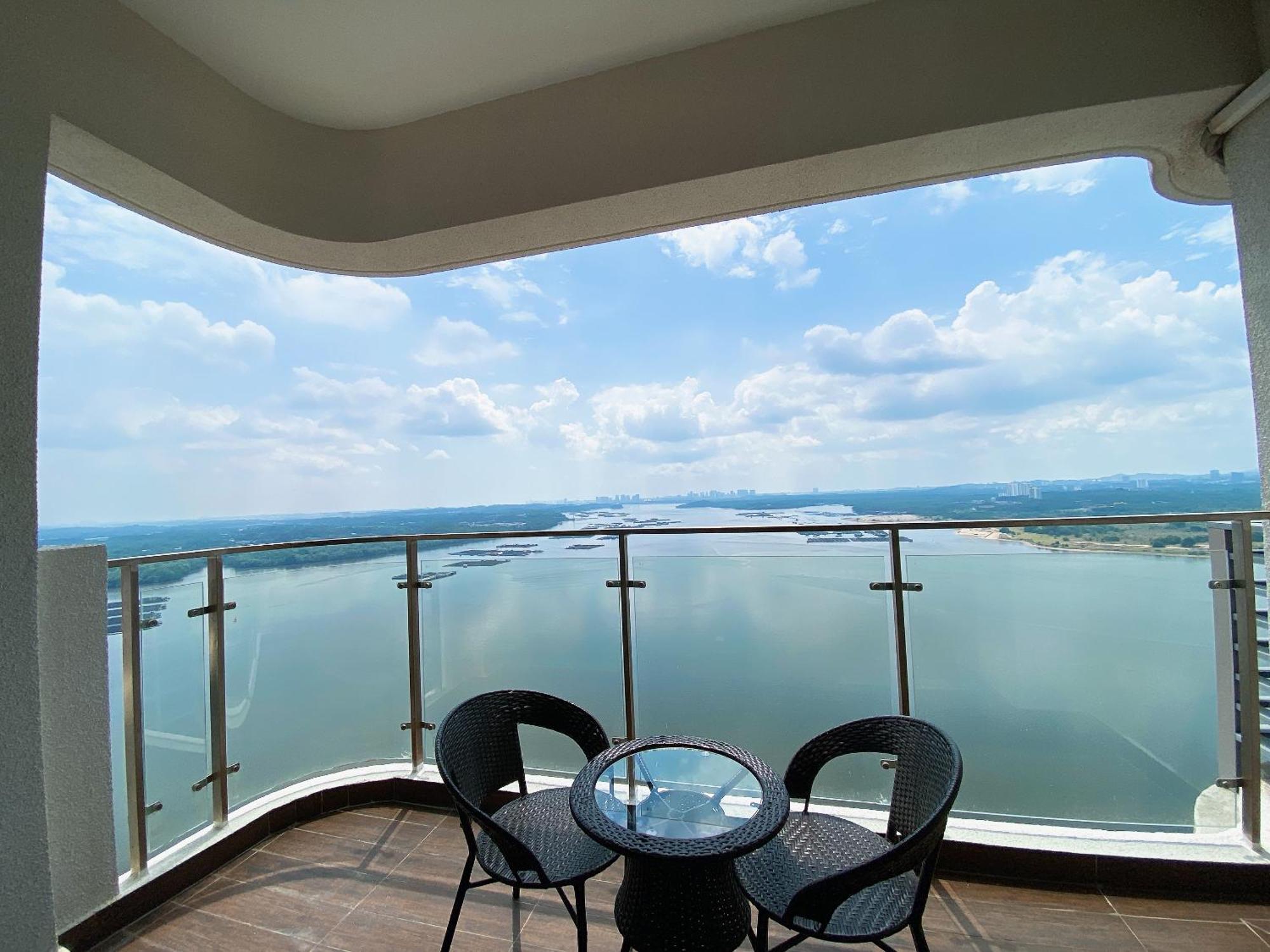 Country Garden Danga Bay By Lions Bay Daire Johor Bahru Oda fotoğraf