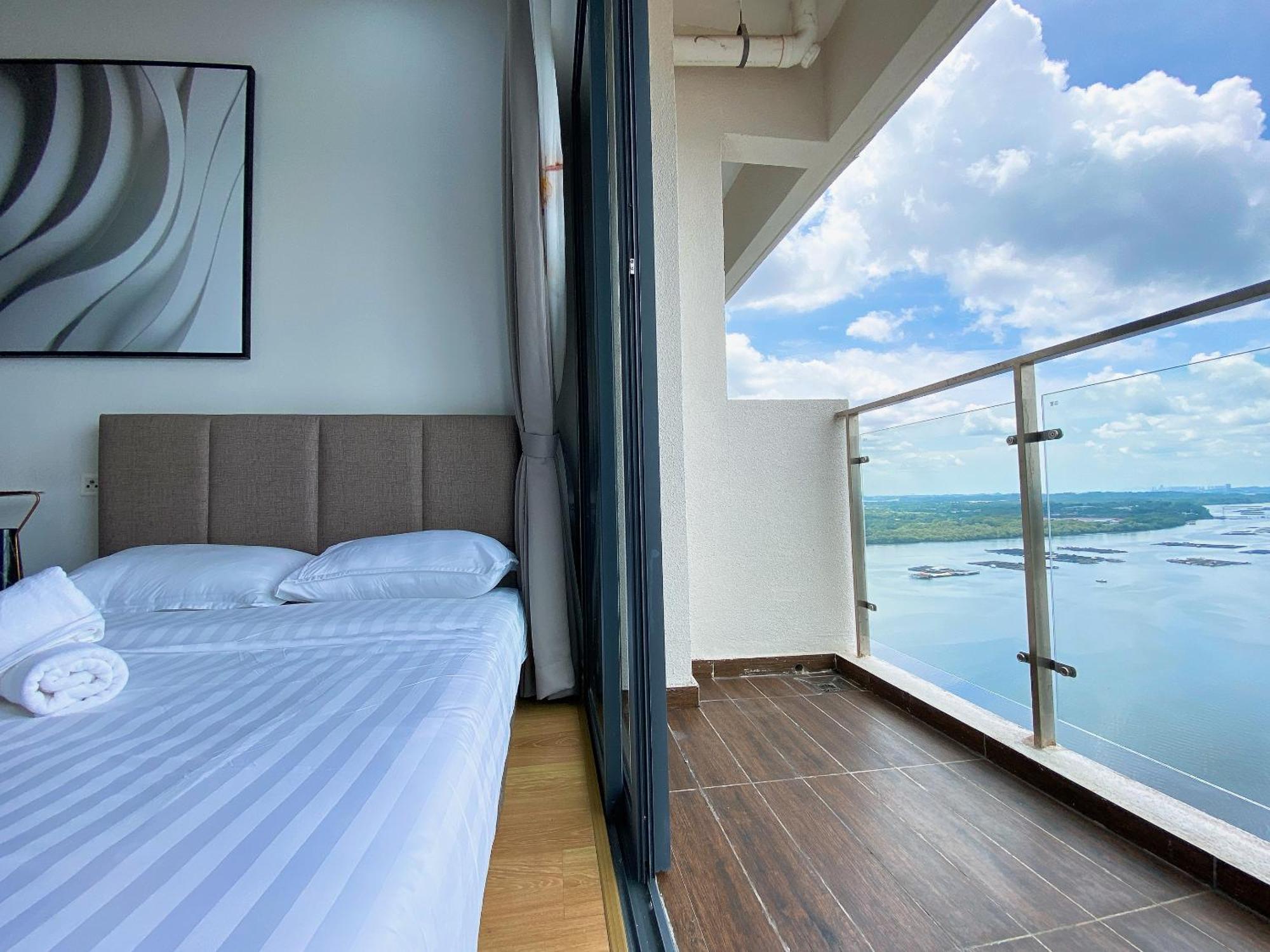 Country Garden Danga Bay By Lions Bay Daire Johor Bahru Oda fotoğraf